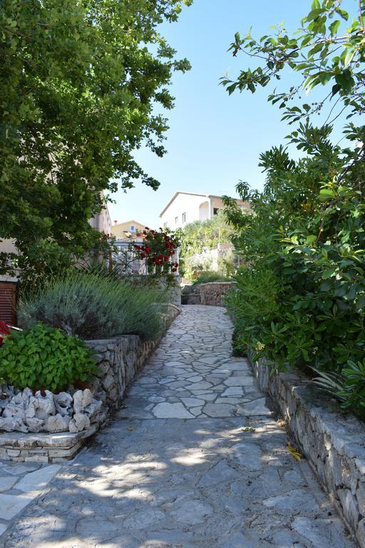 Apartments Nice View Krk Town Bagian luar foto