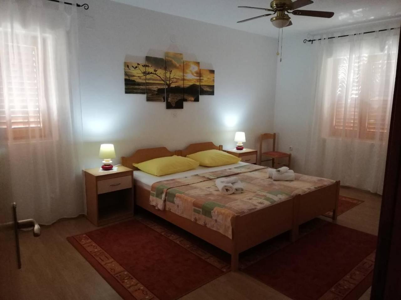 Apartments Nice View Krk Town Bagian luar foto
